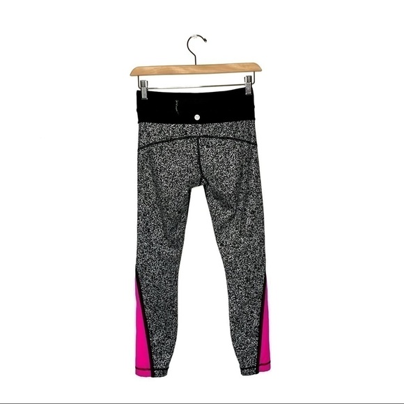 LULULEMON | Pace Tights Size 2 Flashblack Static Raspberry - Picture 4 of 6